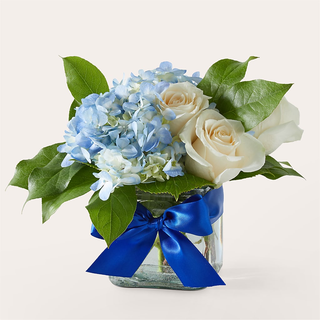 Sky Blue Delight Bouquet – Gainesville Floral Exchange, Gainesville FL