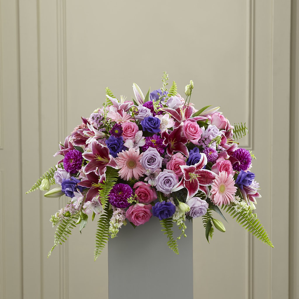 Fare Thee Well Pedestal – Gainesville Floral Exchange, Gainesville FL