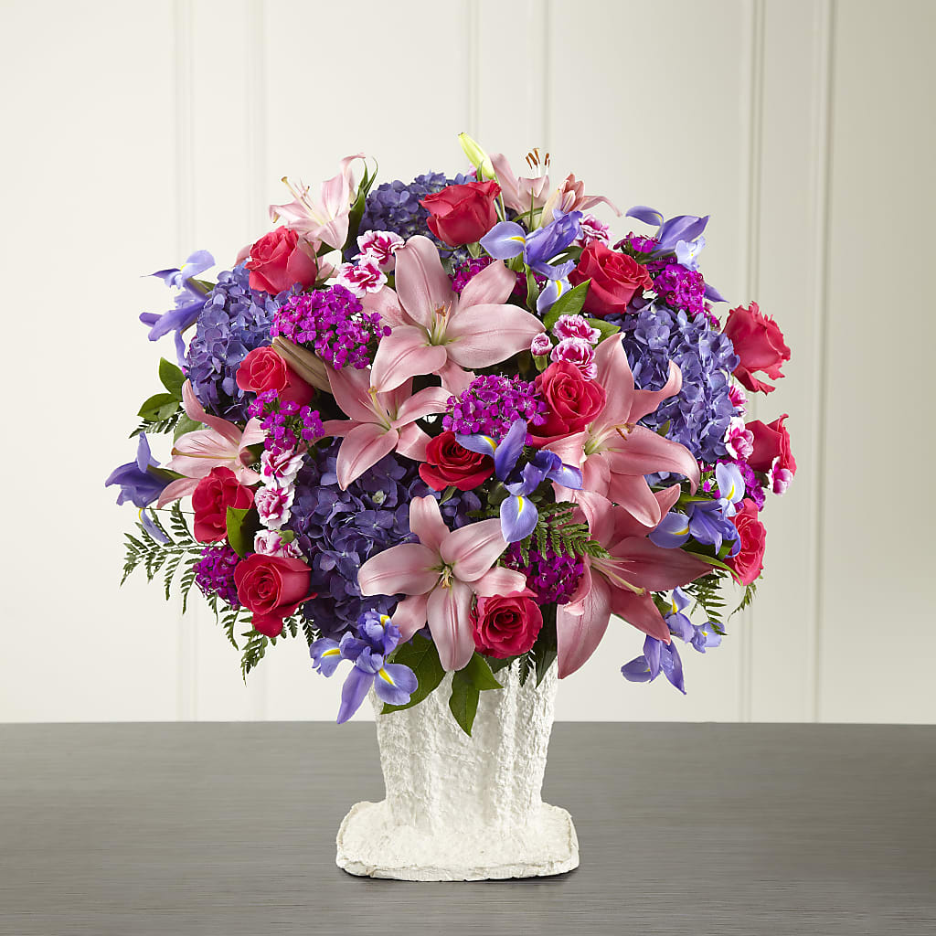 We Fondly Remember Arrangement – Gainesville Floral Exchange, Gainesville FL