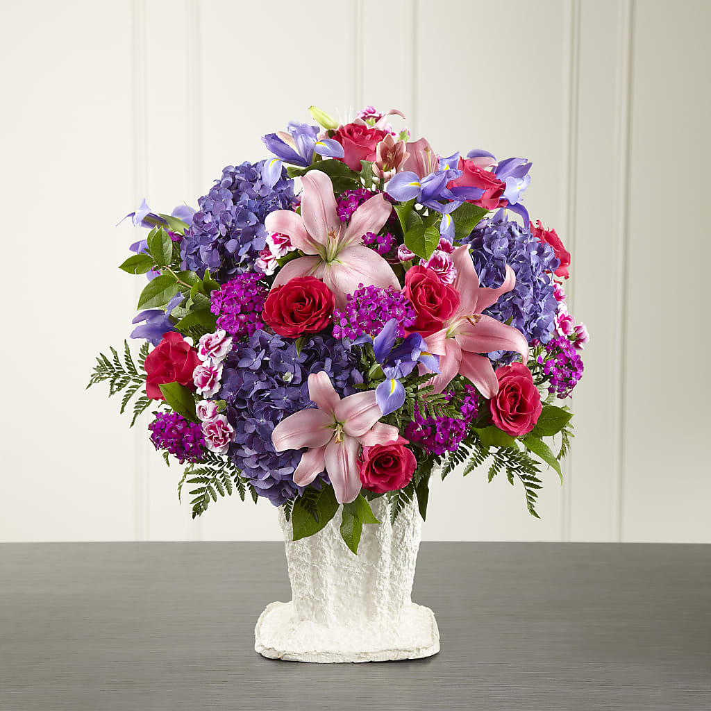 We Fondly Remember Arrangement – Gainesville Floral Exchange, Gainesville FL