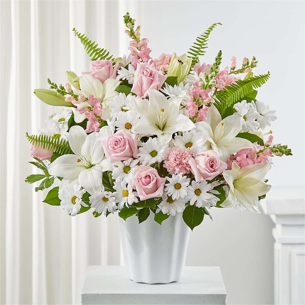 Soft Touch Tabletop Basket – Gainesville Floral Exchange, Gainesville FL