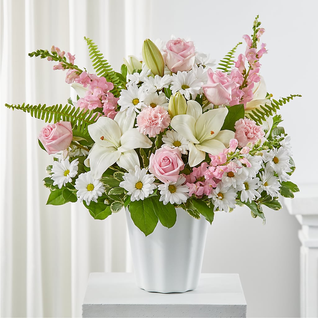 Soft Touch Tabletop Basket – Gainesville Floral Exchange, Gainesville FL