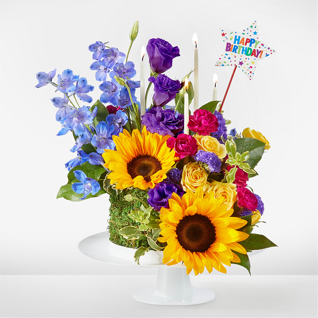 Star of the Day Floral Cake – Gainesville Floral Exchange, Gainesville FL