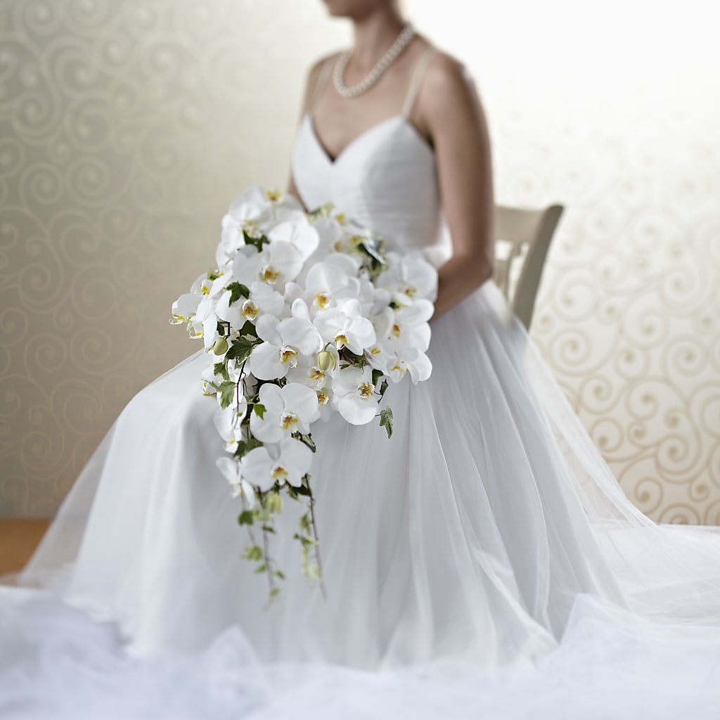 Classic White Bouquet – Gainesville Floral Exchange, Gainesville FL
