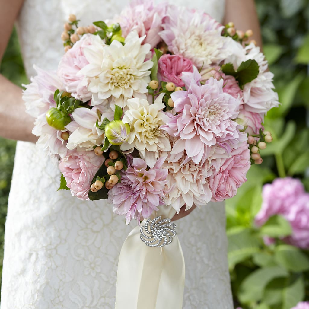 Heart's Promise Bouquet – Gainesville Floral Exchange, Gainesville FL