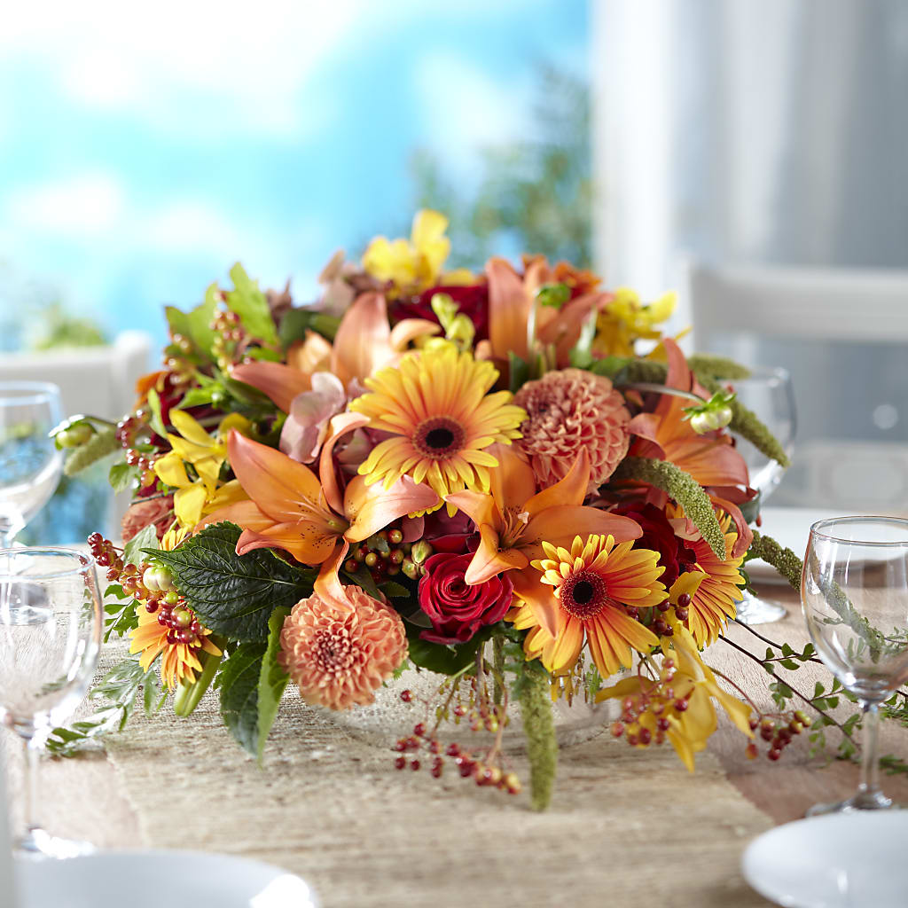 One and Only Centerpiece – Gainesville Floral Exchange, Gainesville FL