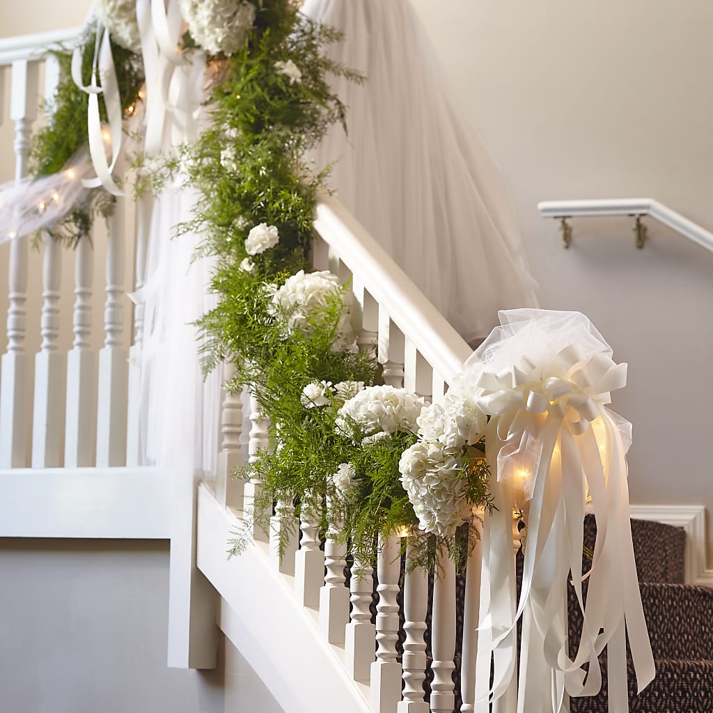 Champagne Dreams Garland – Gainesville Floral Exchange, Gainesville FL