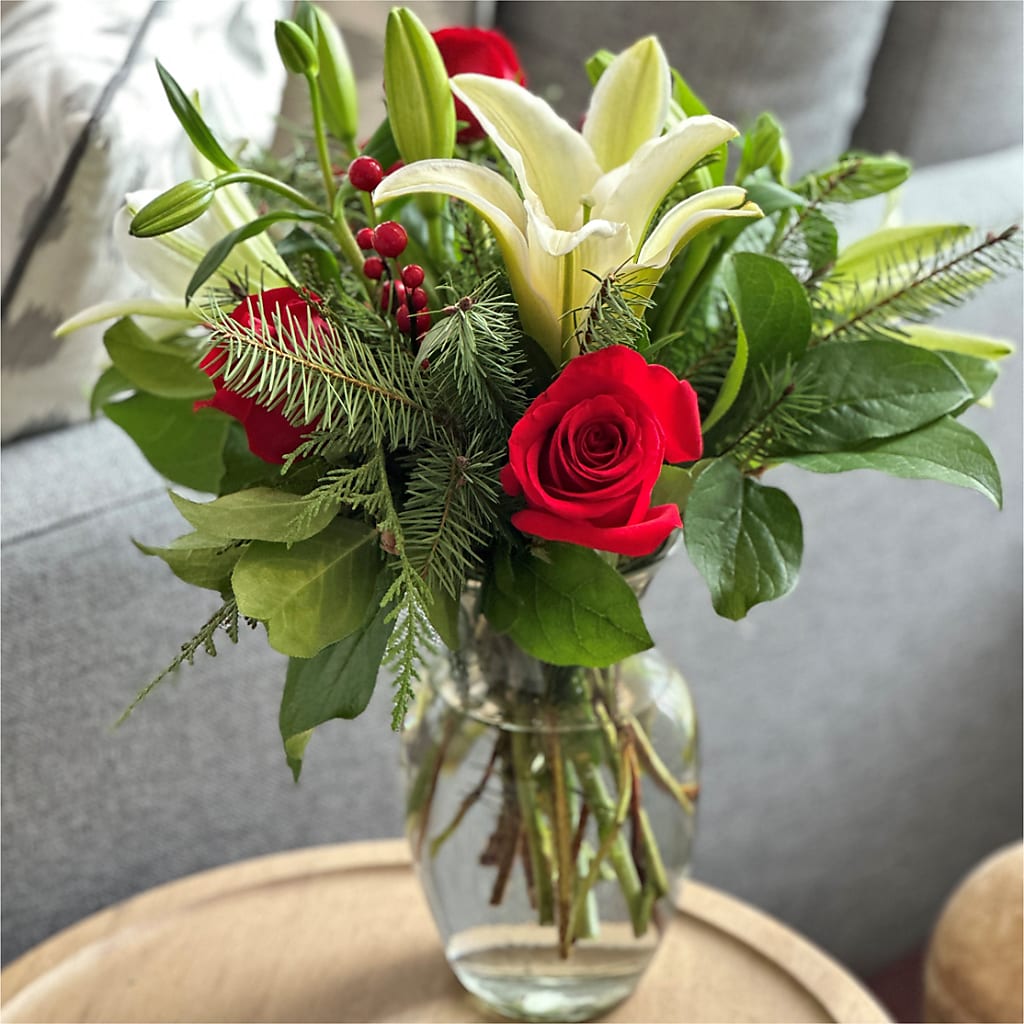 Sparkling Snowflakes Bouquet –  Gainesville Floral Exchange, Gainesville FL