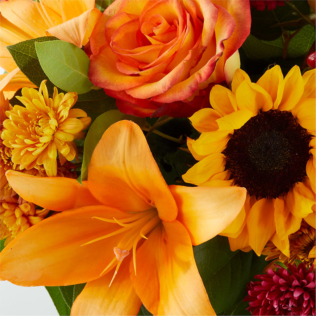 Grateful Centerpiece –  Gainesville Floral Exchange, Gainesville FL