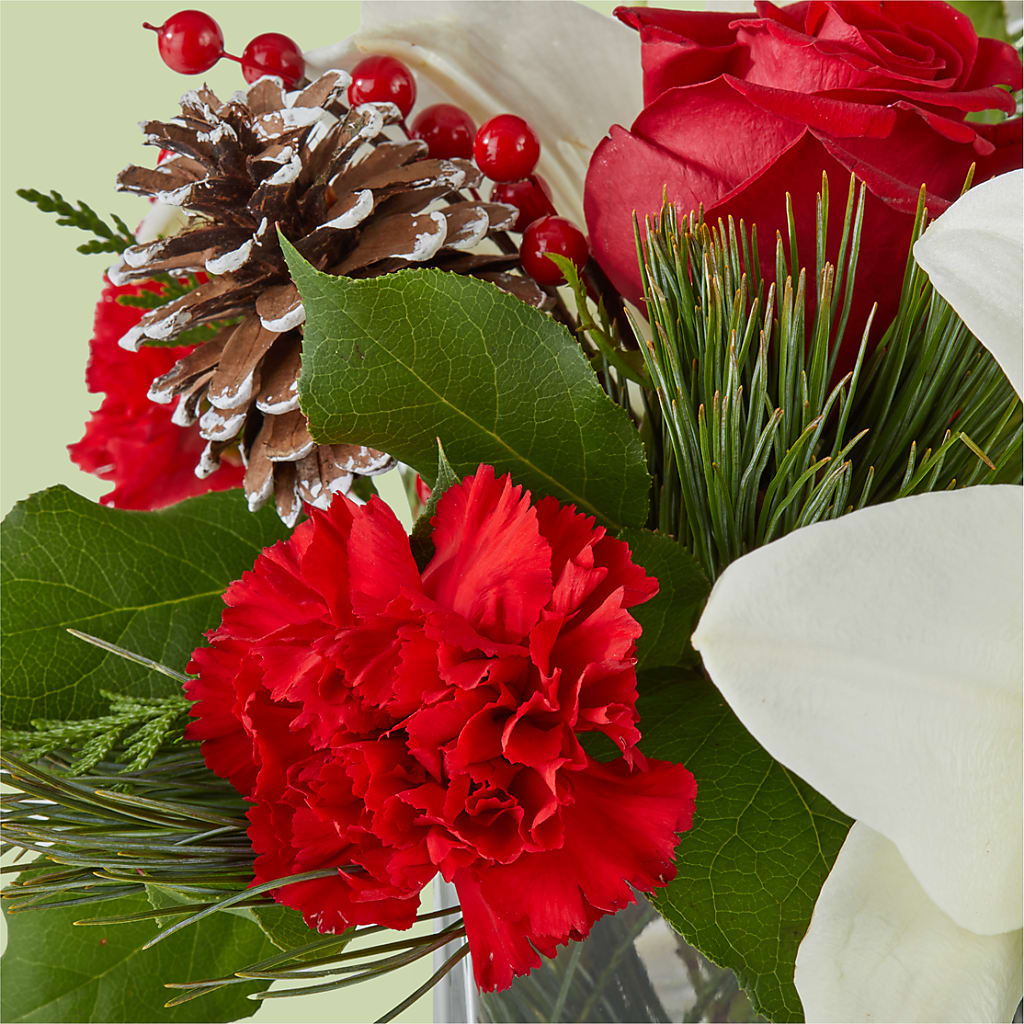 Glistening Icicles Bouquet –  Gainesville Floral Exchange, Gainesville FL