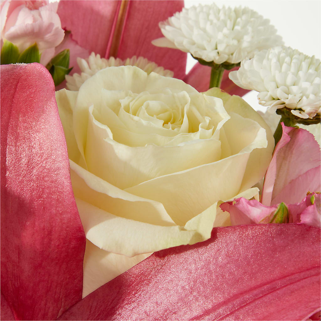 Piece of Cake Bouquet –  Gainesville Floral Exchange, Gainesville FL