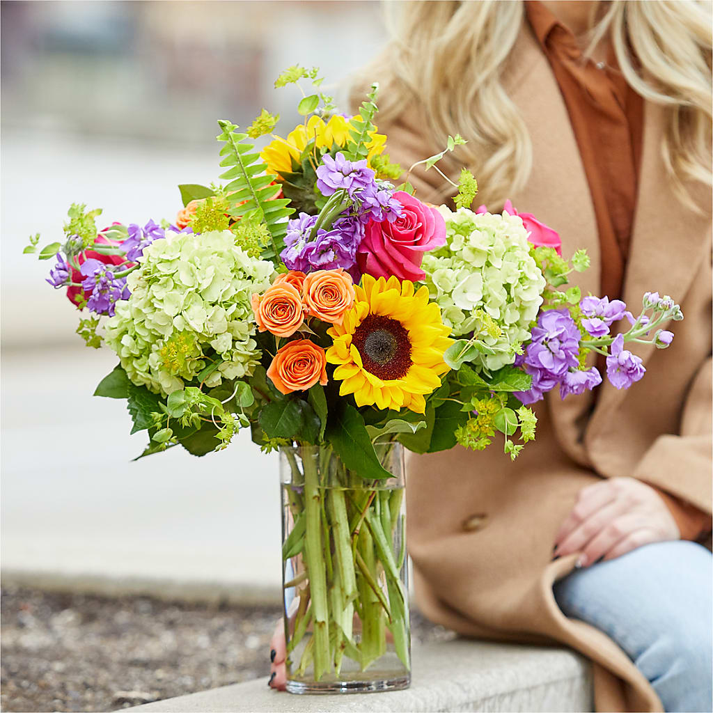 Vibrant Greetings Bouquet –  Gainesville Floral Exchange, Gainesville FL
